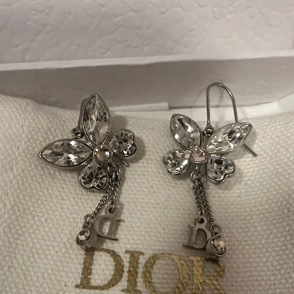 Christian Dior Vintage Butterfly Rhinestone Earrings - Picture 6 of 7